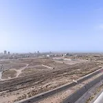 Beautifully Furnished Studio With Skyline Views